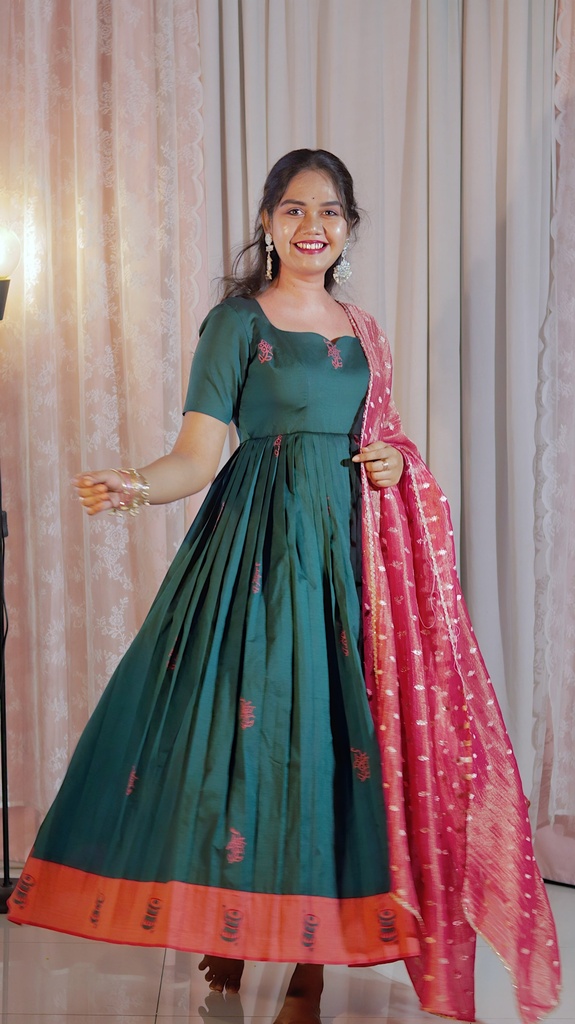 DP-D-007 – Two-Piece Anarkali Dress with Dark Green & Pink Dupatta